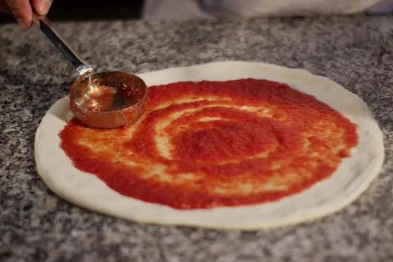 Mérőkanál családi pizzához 170 gr